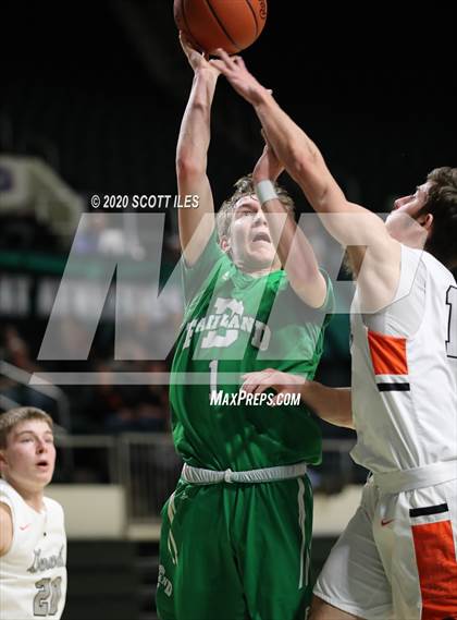 Thumbnail 2 in Fairland vs. Ridgewood (OHSAA D3 Regional Semifinal) photogallery.