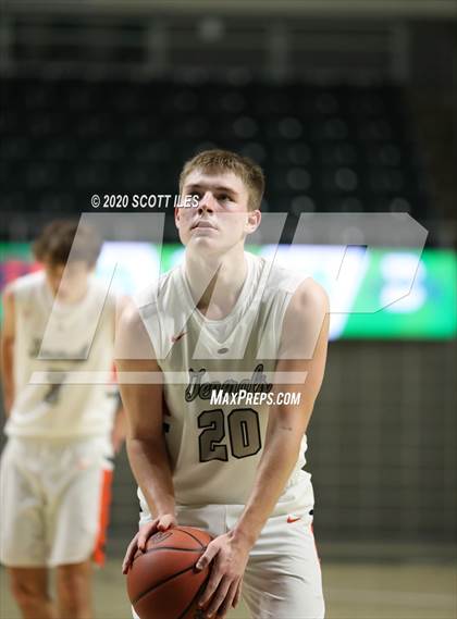 Thumbnail 3 in Fairland vs. Ridgewood (OHSAA D3 Regional Semifinal) photogallery.