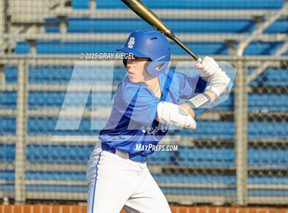 Thumbnail 1 in Moore @ Deer Creek photogallery.