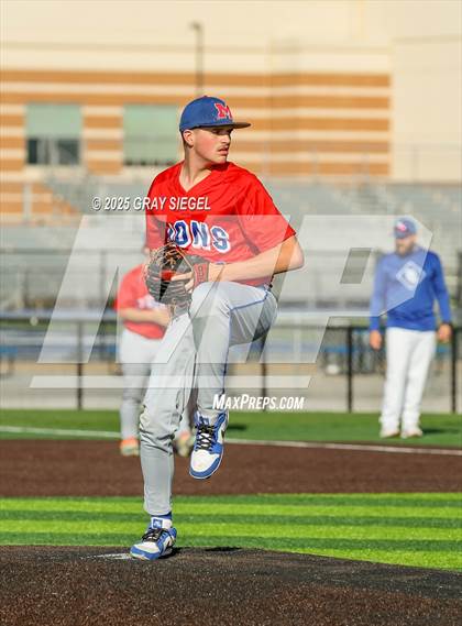 Thumbnail 1 in Moore @ Deer Creek photogallery.