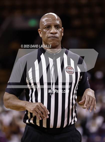 Thumbnail 3 in Windsor @ Mesa Ridge (CHSAA 5A Final 4) photogallery.