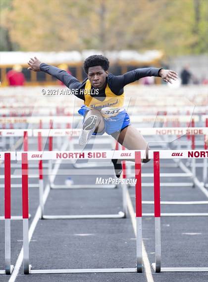 Thumbnail 3 in Fort Wayne North Side Relays photogallery.
