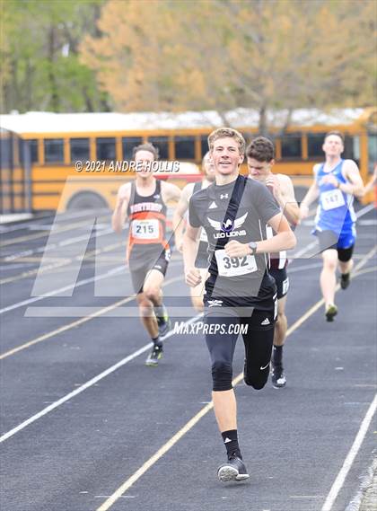 Thumbnail 2 in Fort Wayne North Side Relays photogallery.
