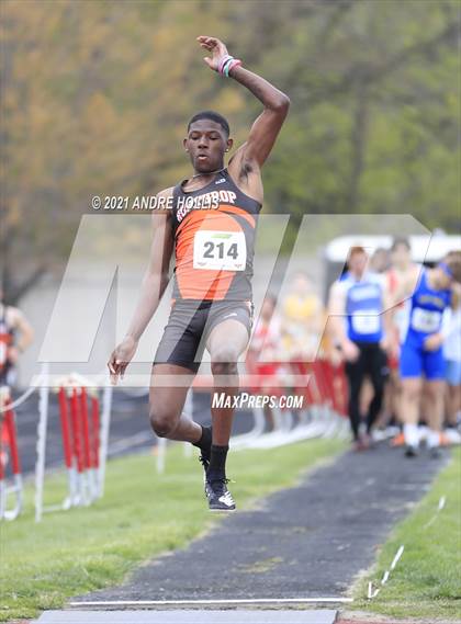 Thumbnail 3 in Fort Wayne North Side Relays photogallery.