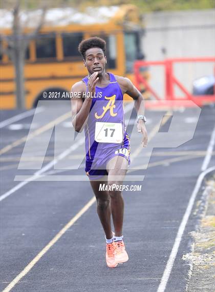 Thumbnail 3 in Fort Wayne North Side Relays photogallery.