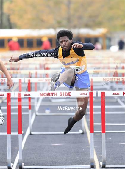 Thumbnail 3 in Fort Wayne North Side Relays photogallery.