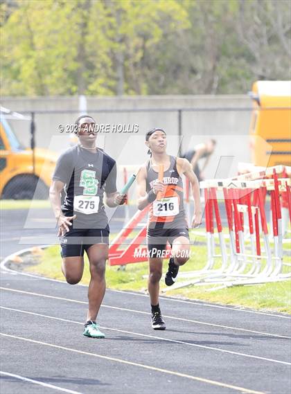 Thumbnail 3 in Fort Wayne North Side Relays photogallery.