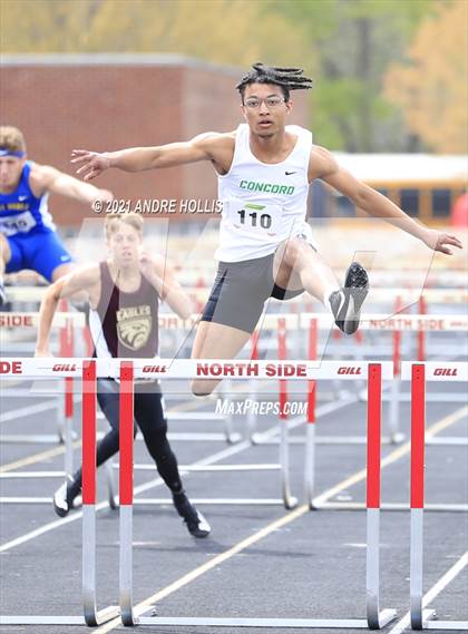 Thumbnail 3 in Fort Wayne North Side Relays photogallery.