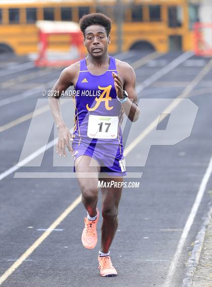 Thumbnail 1 in Fort Wayne North Side Relays photogallery.
