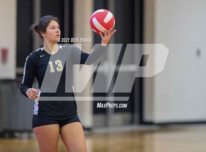 Thumbnail 3 in Wayne County vs Jonesboro (GHSA 5A Round 1 Playoff) photogallery.