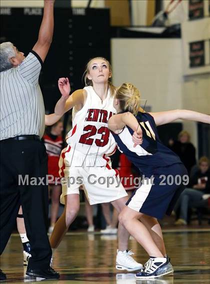 Thumbnail 3 in Dakota Ridge vs. Central High (2009 McDonald Classic) photogallery.