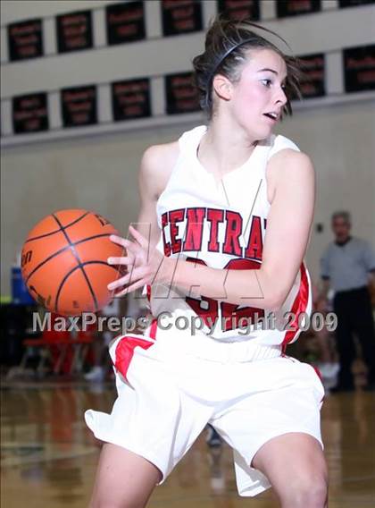 Thumbnail 1 in Dakota Ridge vs. Central High (2009 McDonald Classic) photogallery.