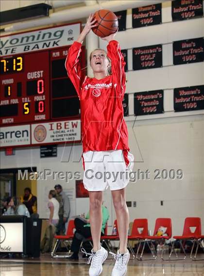 Thumbnail 1 in Dakota Ridge vs. Central High (2009 McDonald Classic) photogallery.