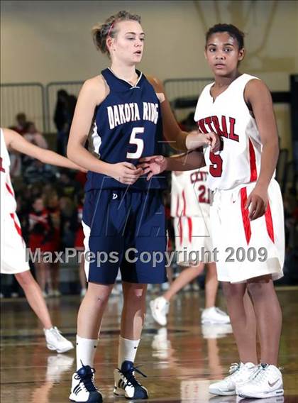 Thumbnail 2 in Dakota Ridge vs. Central High (2009 McDonald Classic) photogallery.