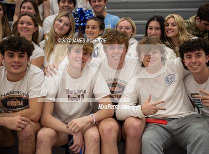 Thumbnail 3 in Marin Catholic vs. Redwood photogallery.