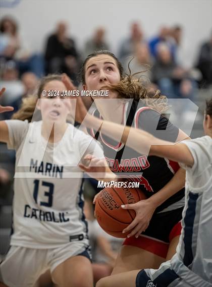 Thumbnail 3 in Marin Catholic vs. Redwood photogallery.