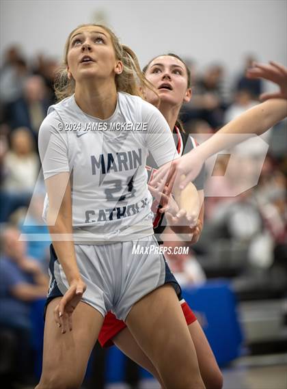 Thumbnail 2 in Marin Catholic vs. Redwood photogallery.