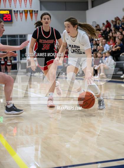 Thumbnail 2 in Marin Catholic vs. Redwood photogallery.