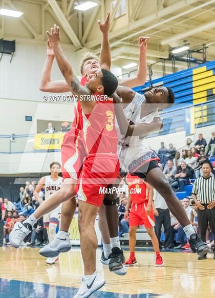 Thumbnail 3 in Berkeley vs. Dublin (NorCal Tip Off Classic) photogallery.