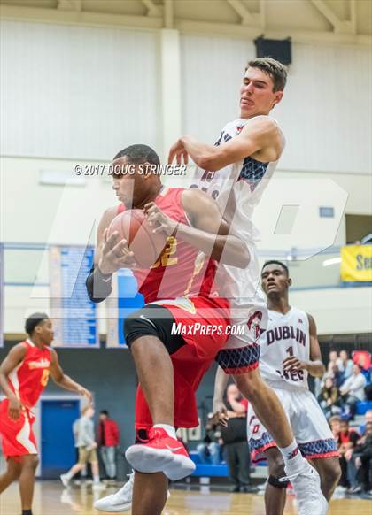 Thumbnail 3 in Berkeley vs. Dublin (NorCal Tip Off Classic) photogallery.