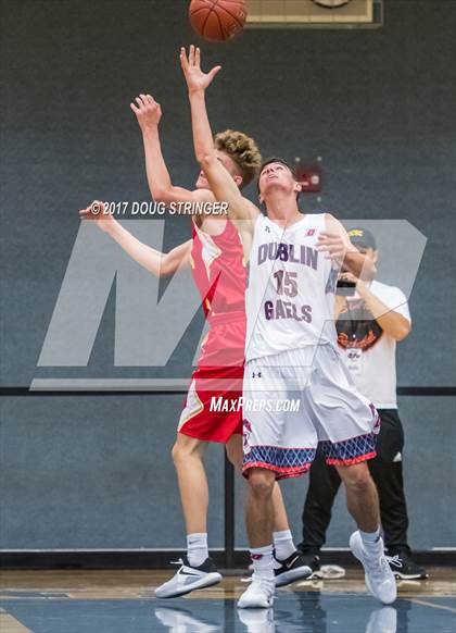 Thumbnail 3 in Berkeley vs. Dublin (NorCal Tip Off Classic) photogallery.