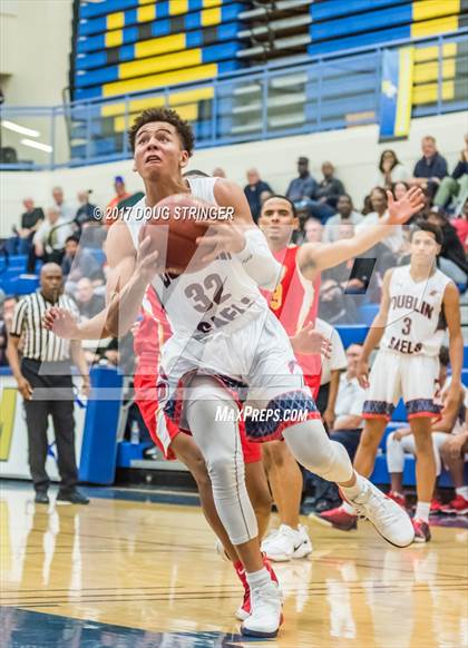 Thumbnail 3 in Berkeley vs. Dublin (NorCal Tip Off Classic) photogallery.
