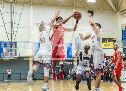 Thumbnail 3 in Berkeley vs. Dublin (NorCal Tip Off Classic) photogallery.