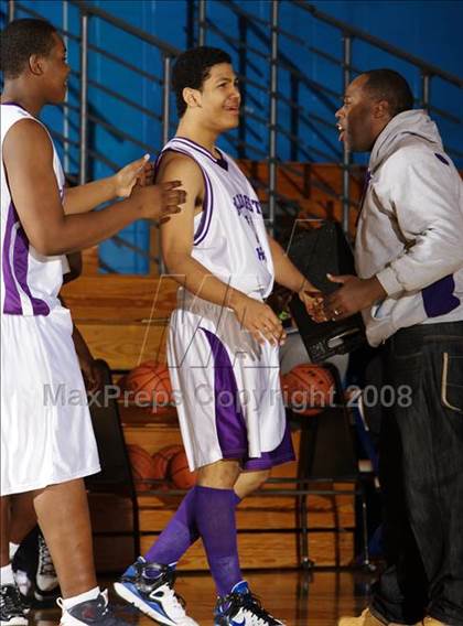 Thumbnail 1 in Hillcrest vs Acorn (Queens Jam Christmas Classic) photogallery.