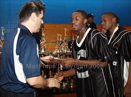 Thumbnail 3 in Hillcrest vs Acorn (Queens Jam Christmas Classic) photogallery.