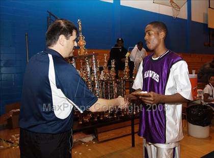 Thumbnail 2 in Hillcrest vs Acorn (Queens Jam Christmas Classic) photogallery.