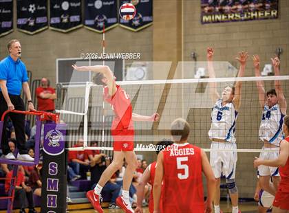 Thumbnail 1 in Centennial vs. Arbor View (NIAA 5A Final) photogallery.