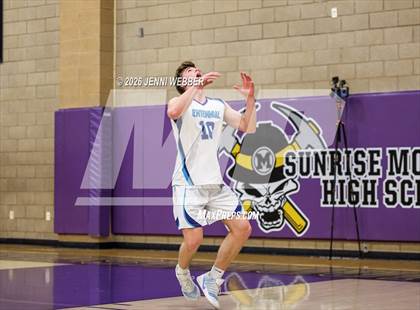 Thumbnail 3 in Centennial vs. Arbor View (NIAA 5A Final) photogallery.