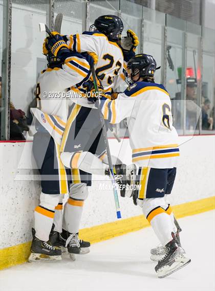 Thumbnail 2 in Victor vs Aquinas (NYSPHSAA Section V  Class B Semifinals) photogallery.