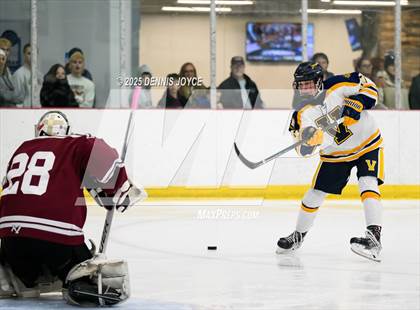 Thumbnail 3 in Victor vs Aquinas (NYSPHSAA Section V  Class B Semifinals) photogallery.
