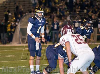 Thumbnail 2 in Brownwood vs Stephenville (UIL 3A Bi-District Playoff) photogallery.