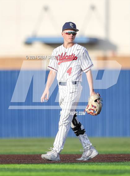 Thumbnail 1 in Ponca City @ Moore photogallery.