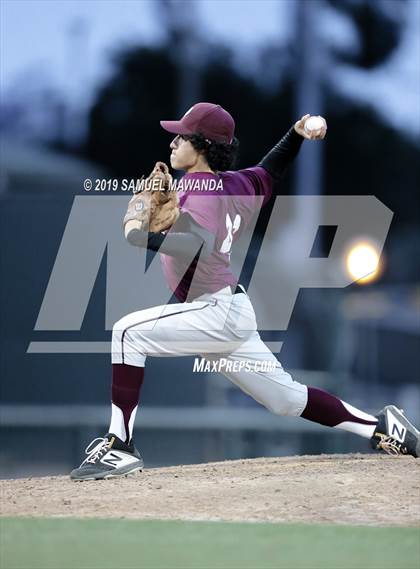 Thumbnail 2 in South Gate vs Valley Academy of Arts & science (CIF LSCS D2 Final) photogallery.