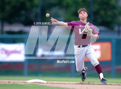 Thumbnail 2 in South Gate vs Valley Academy of Arts & science (CIF LSCS D2 Final) photogallery.