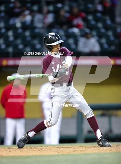 Thumbnail 3 in South Gate vs Valley Academy of Arts & science (CIF LSCS D2 Final) photogallery.