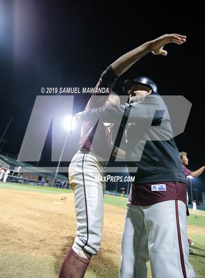 Thumbnail 2 in South Gate vs Valley Academy of Arts & science (CIF LSCS D2 Final) photogallery.