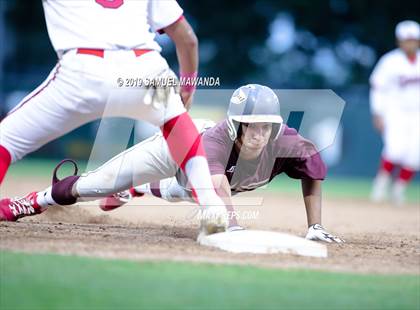 Thumbnail 1 in South Gate vs Valley Academy of Arts & science (CIF LSCS D2 Final) photogallery.