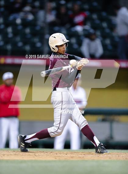 Thumbnail 2 in South Gate vs Valley Academy of Arts & science (CIF LSCS D2 Final) photogallery.