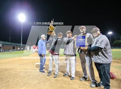Thumbnail 3 in South Gate vs Valley Academy of Arts & science (CIF LSCS D2 Final) photogallery.