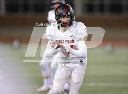 Thumbnail 3 in Haxtun vs. Akron (CHSAA 8-Man Final) photogallery.