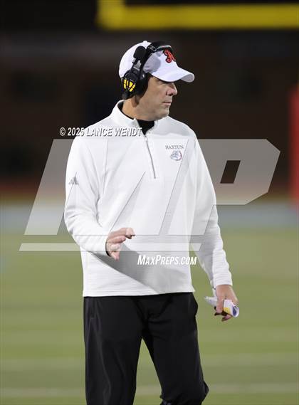 Thumbnail 2 in Haxtun vs. Akron (CHSAA 8-Man Final) photogallery.