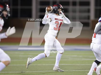 Thumbnail 3 in Haxtun vs. Akron (CHSAA 8-Man Final) photogallery.