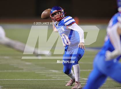 Thumbnail 1 in Haxtun vs. Akron (CHSAA 8-Man Final) photogallery.