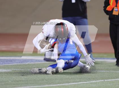 Thumbnail 3 in Haxtun vs. Akron (CHSAA 8-Man Final) photogallery.