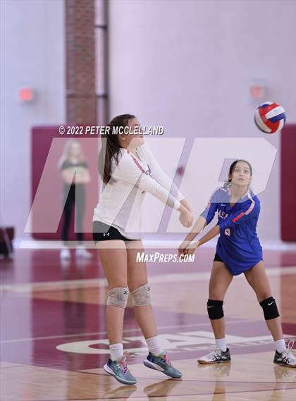 Thumbnail 1 in Ashland vs Newburyport (MIAA Division 3 Round of 8) photogallery.
