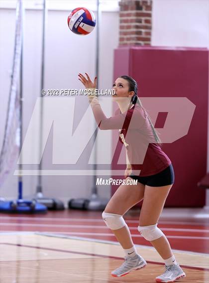 Thumbnail 1 in Ashland vs Newburyport (MIAA Division 3 Round of 8) photogallery.